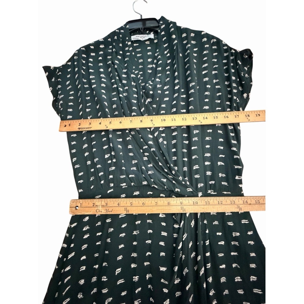 MM.LaFleur Faux Wrap Dress Size 6 Noel Sheath Swipe Green Ruched Italy #YZ2-8 - Picture 5 of 9